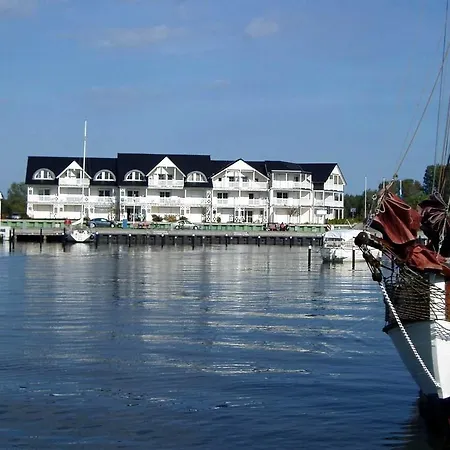 Fewo Hafenpanorama Karlshagen Buitenkant foto